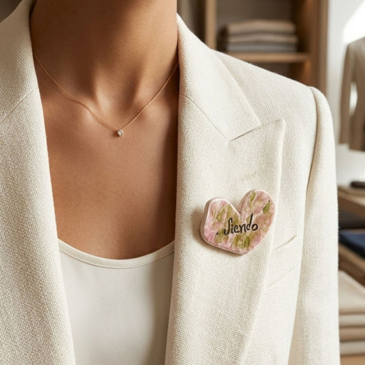 Pin Corazón · Siendo