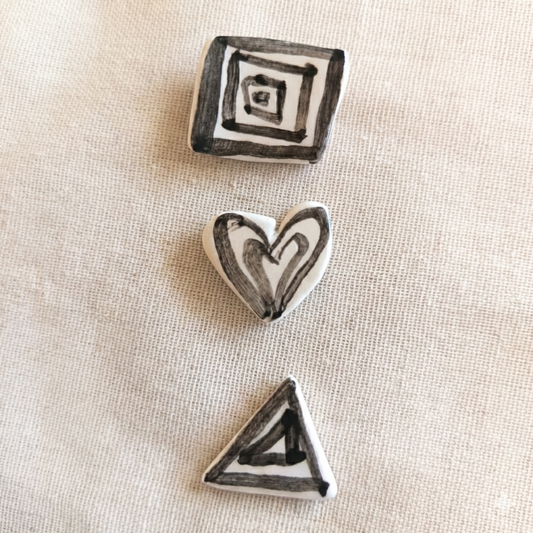 LÍNEA INTUITIVA · Trío de Aretes